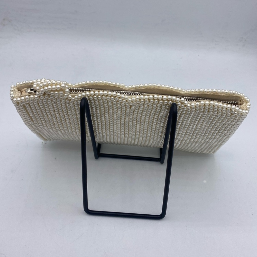 Vintage Cream Faux pearl Beaded Clutch/Purse Made In Japan iPhone 11 Fits in bag - Picture 2 of 11